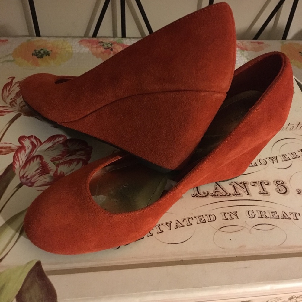 Merona 3” Orange Suede Wedges